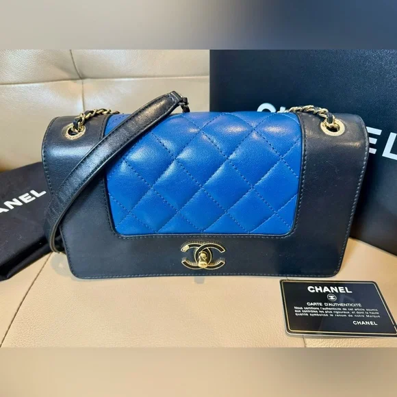 Sold x Full Set🔹CHANEL Mademoiselle quilted small flap bag - Picture 3 of 13